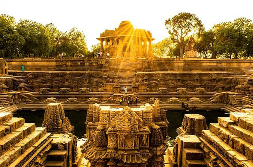 https://divyamudita.com/modhera-sun-temple/